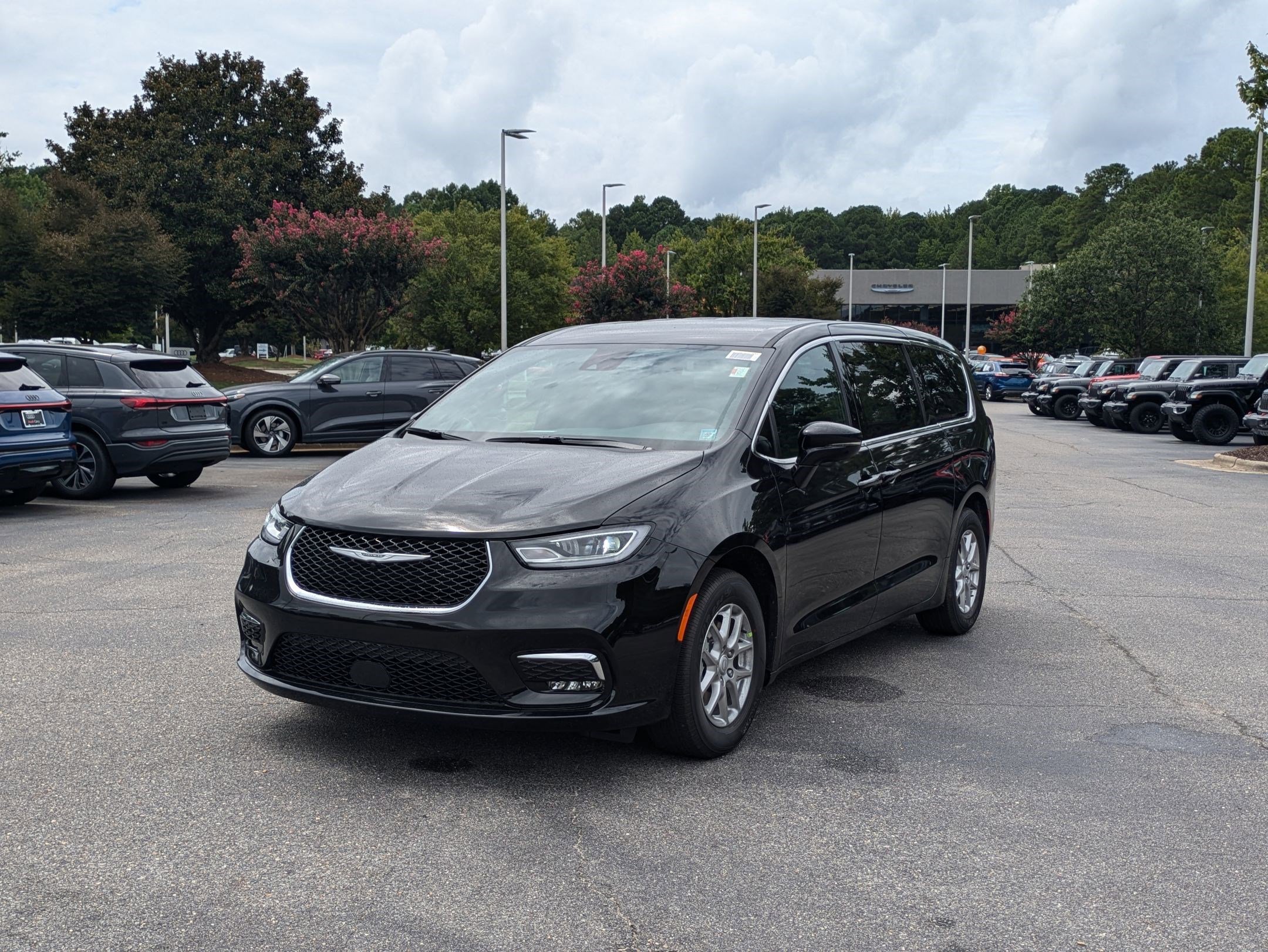 2026 Chrysler Pacifica