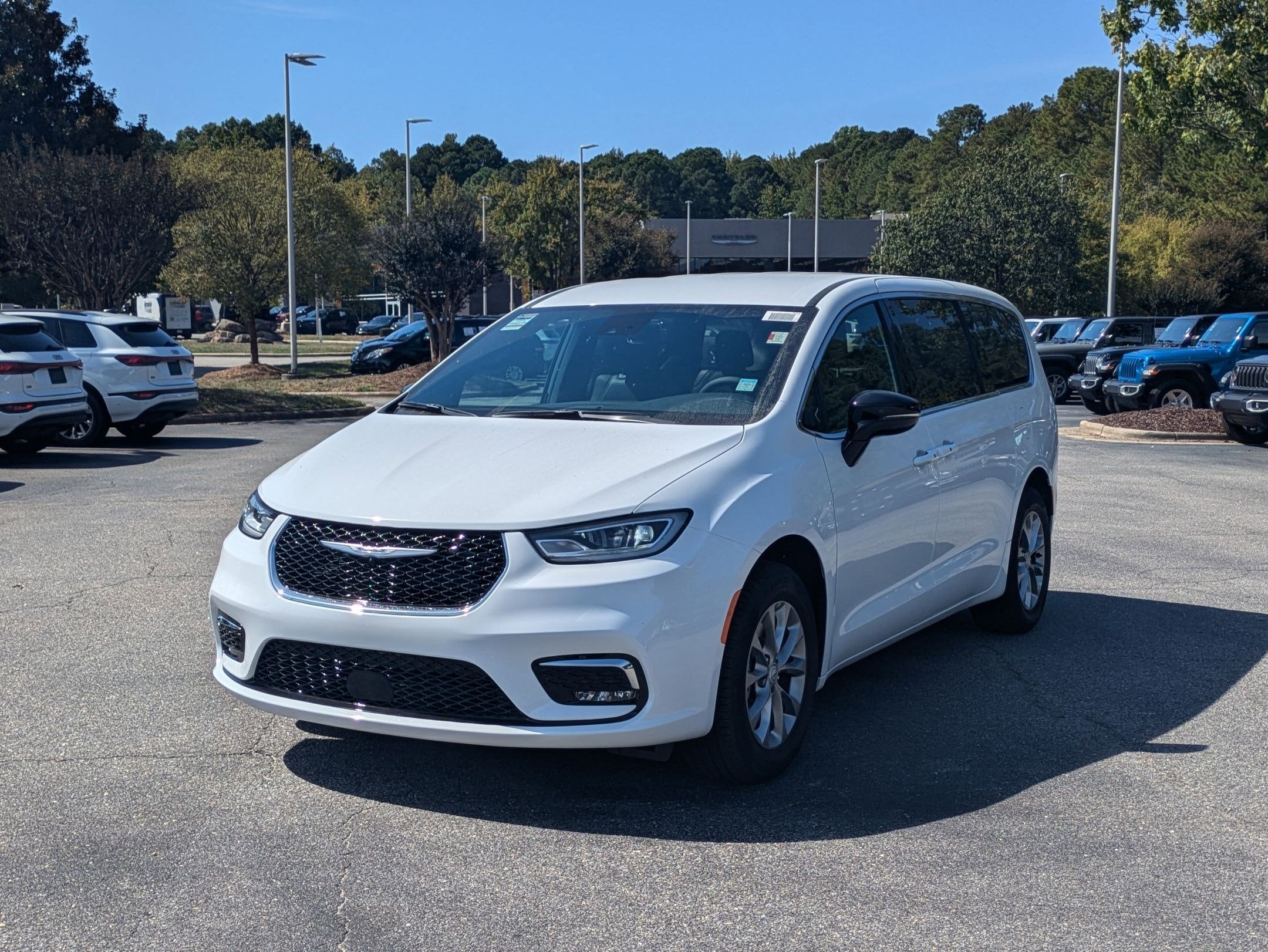 2026 Chrysler Pacifica