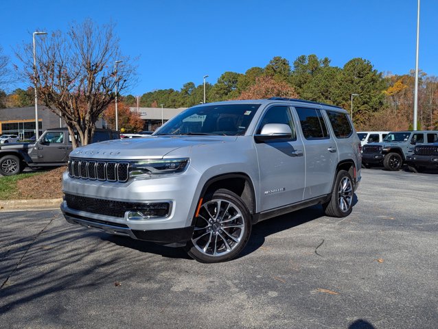 2022 Jeep Wagoneer