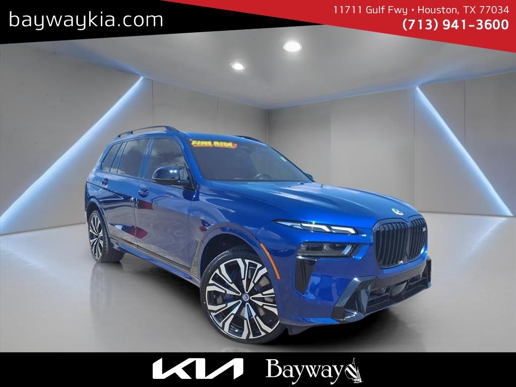 2023 BMW X7