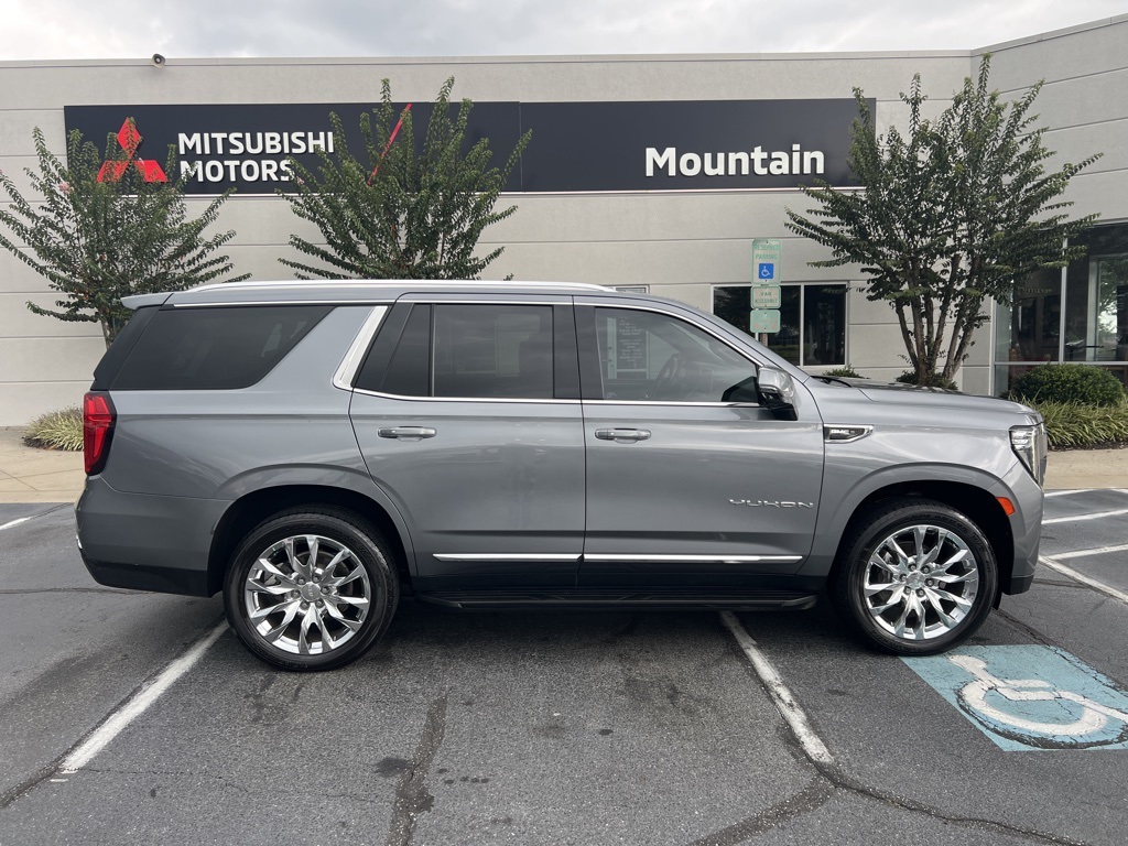 2022 GMC Yukon