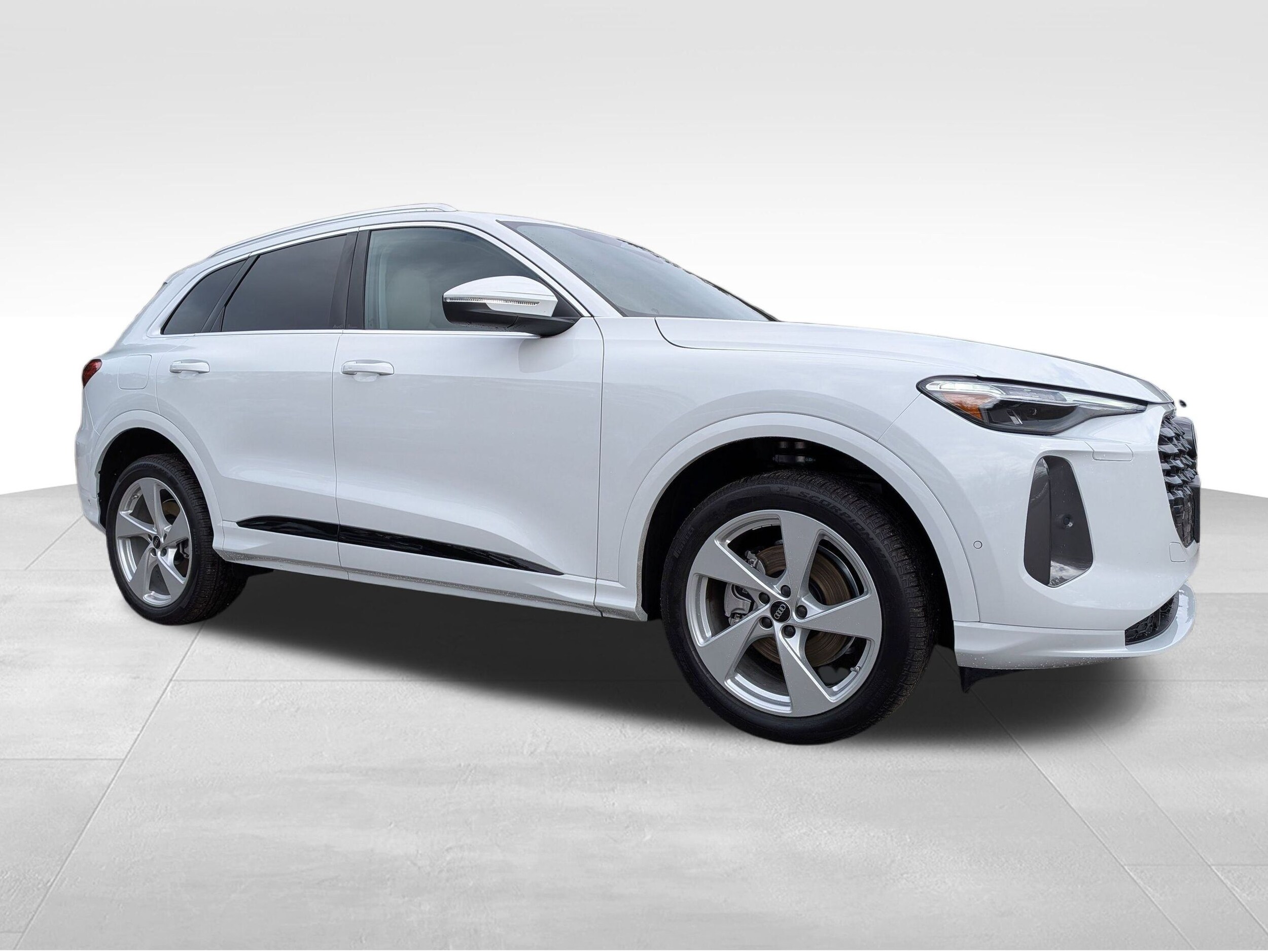 2025 Audi Q5 2.0T Premium Plus