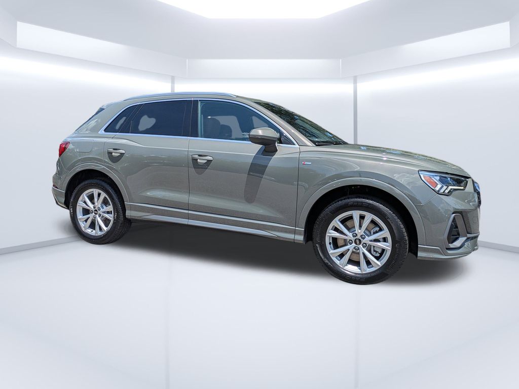 2025 Audi Q3