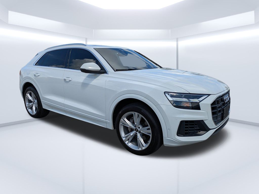 2022 Audi Q8