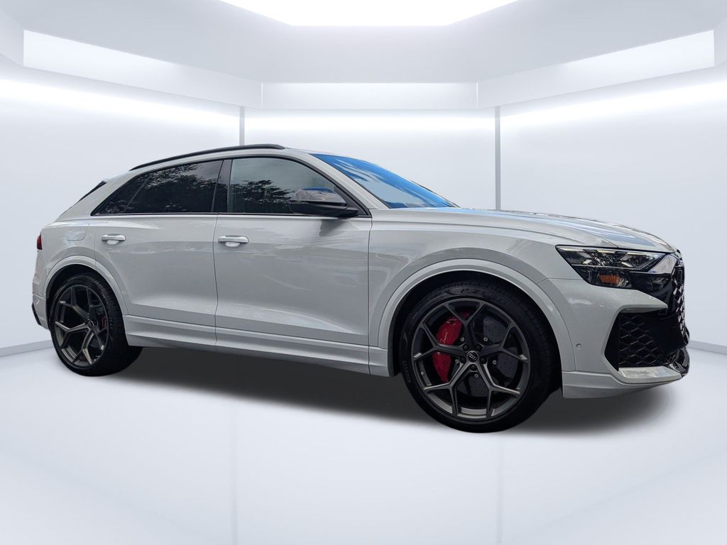 2025 Audi Rs Q8