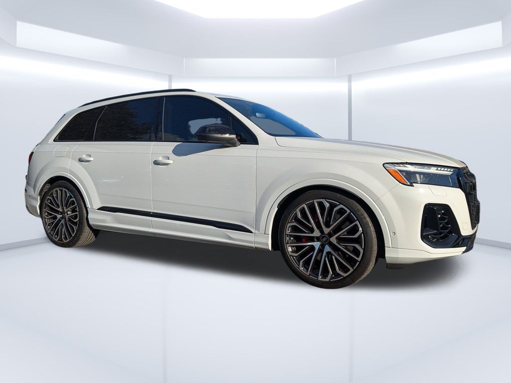 2025 Audi SQ7
