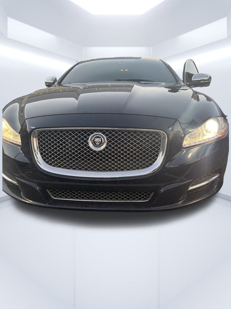 2013 Jaguar XJ