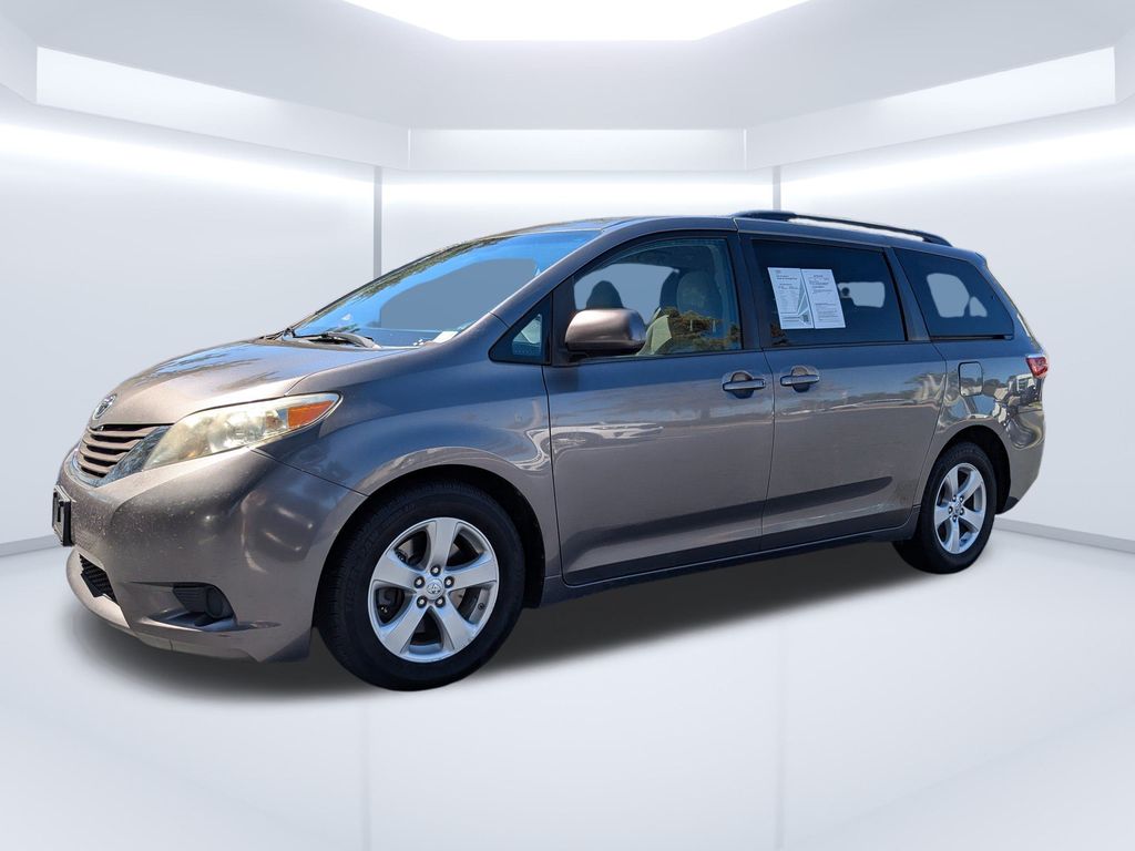 2015 Toyota Sienna