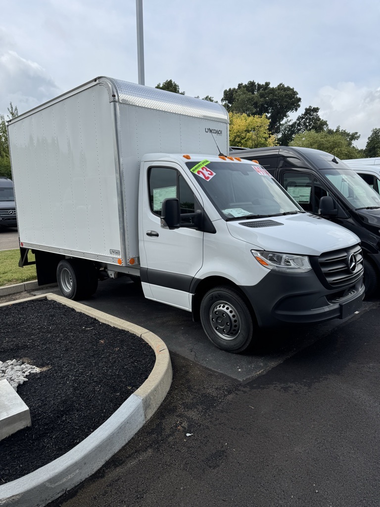 2024 Mercedes-Benz Sprinter Cab Chassis
