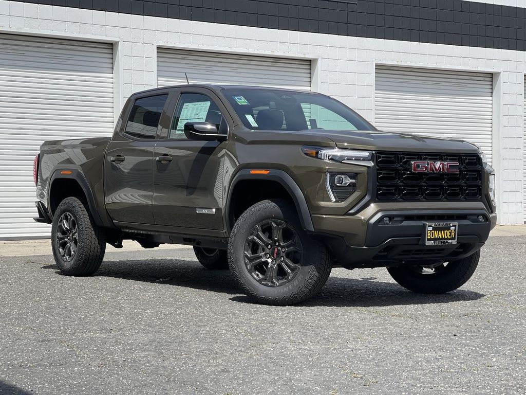 2025 GMC Canyon