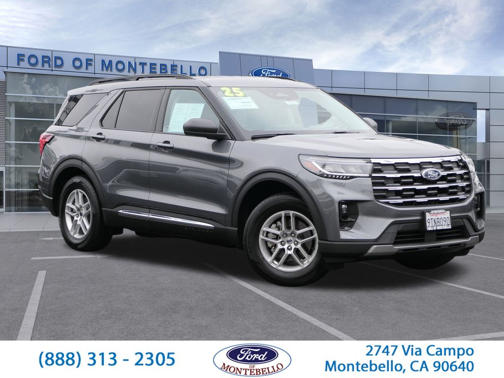 2025 Ford Explorer
