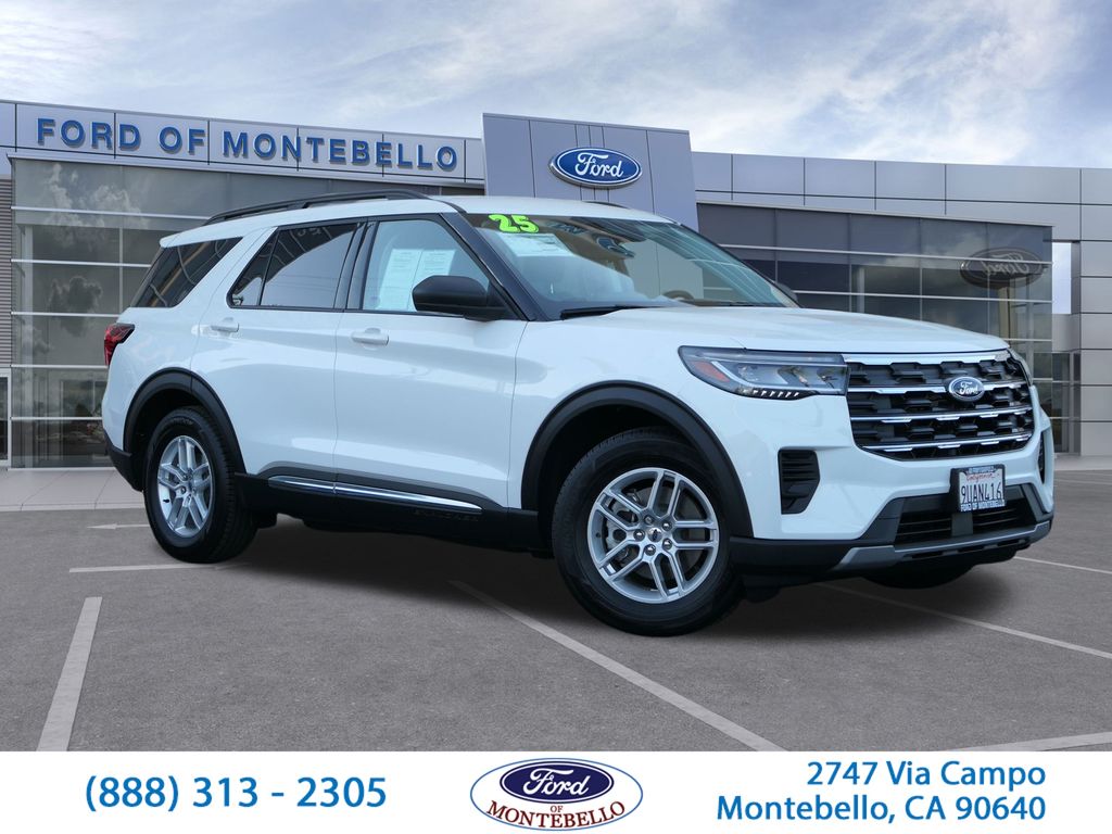 2025 Ford Explorer