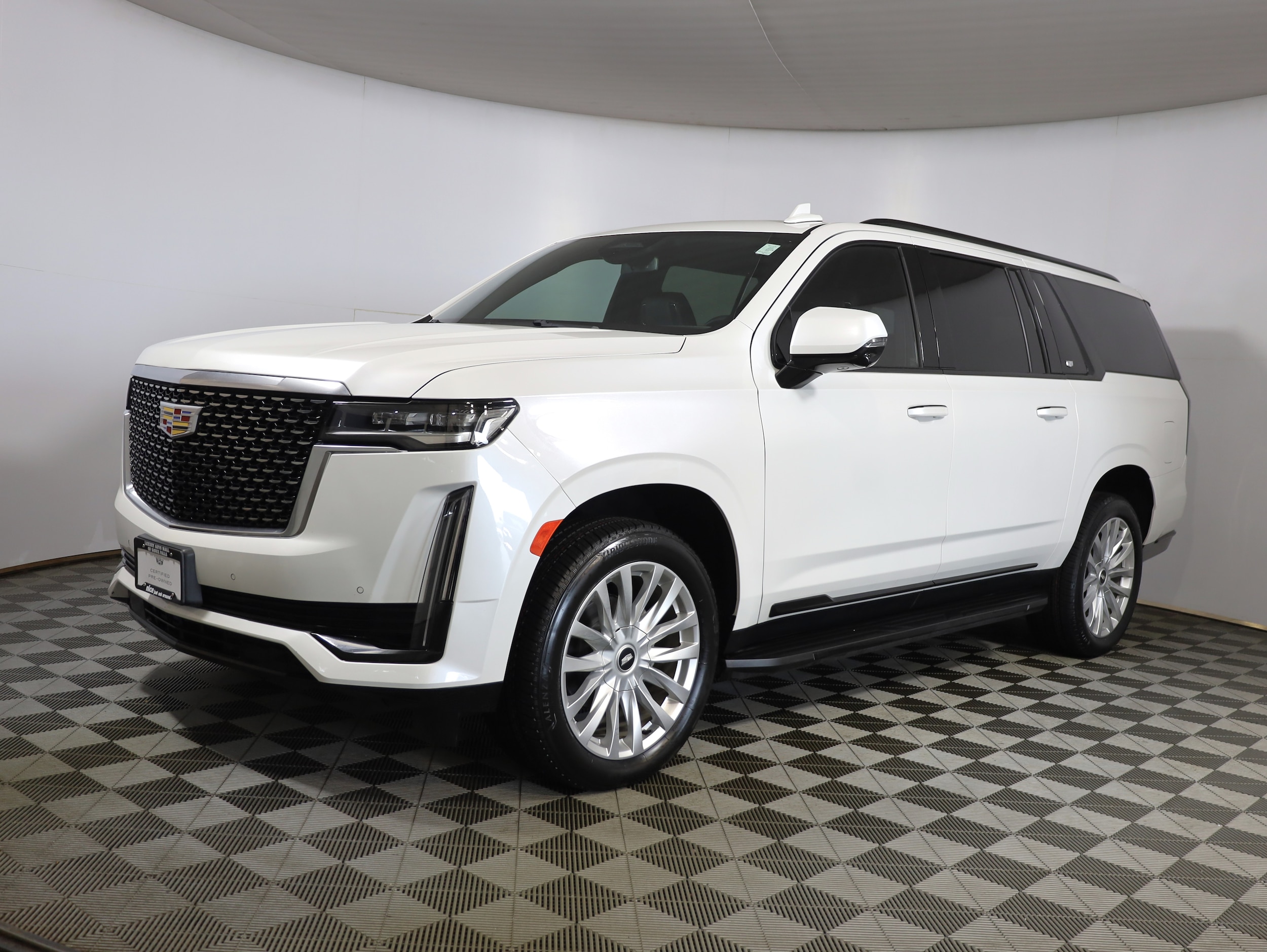 2022 Cadillac Escalade Esv