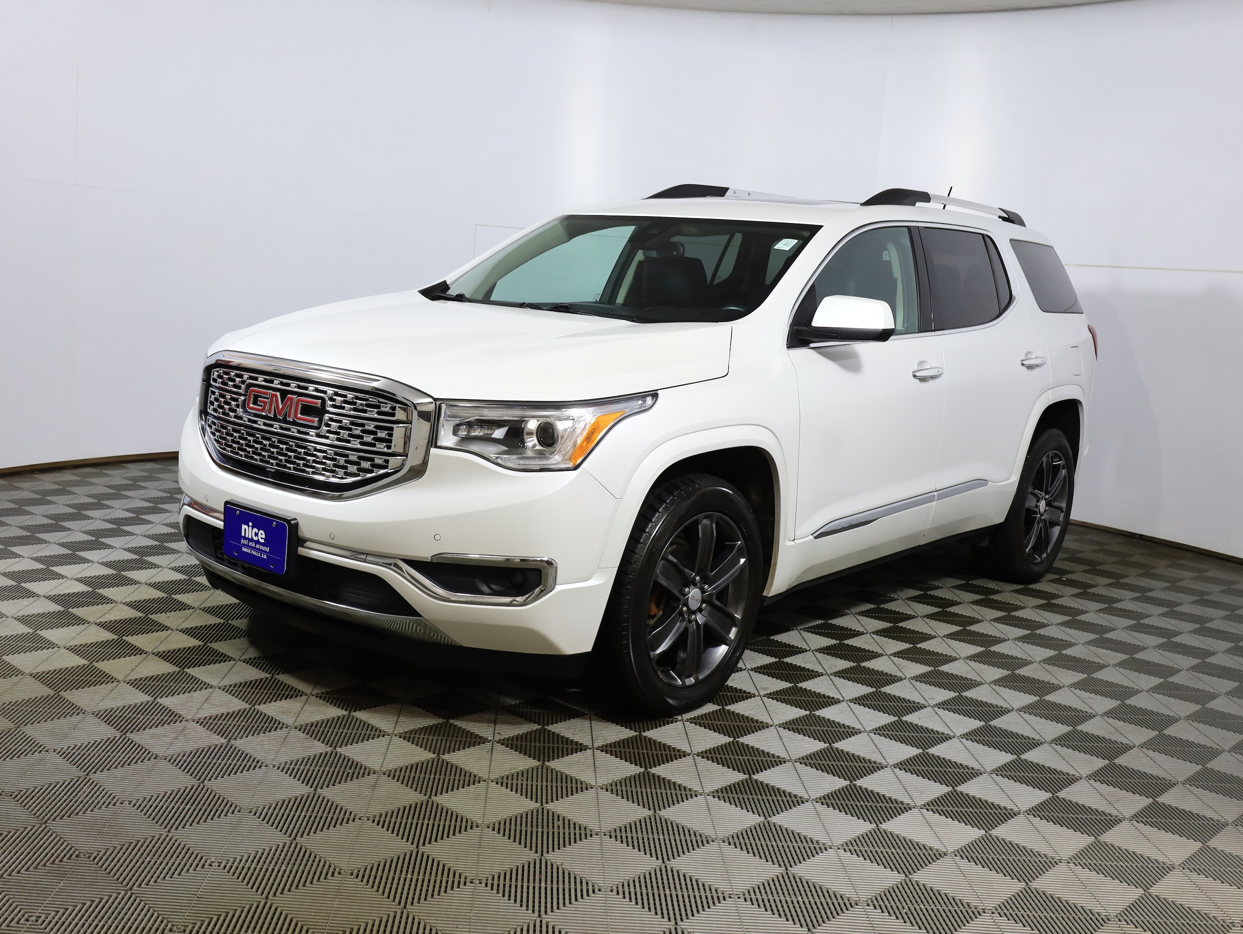 2017 GMC Acadia