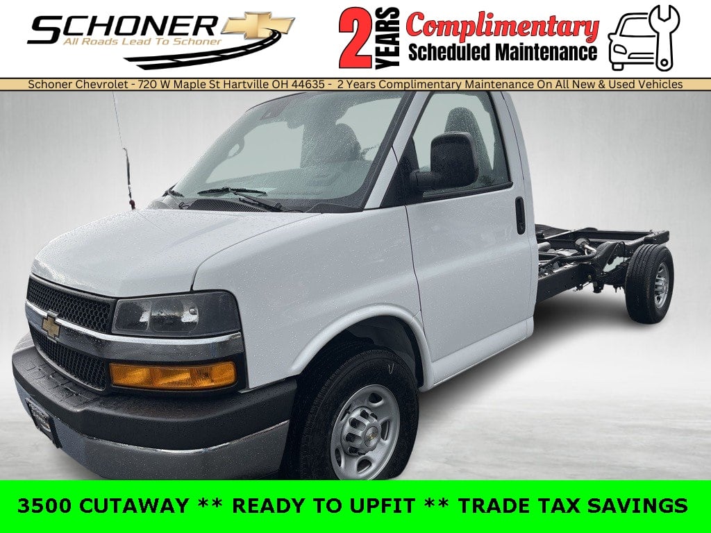 2022 Chevrolet Express Commercial Cutaway