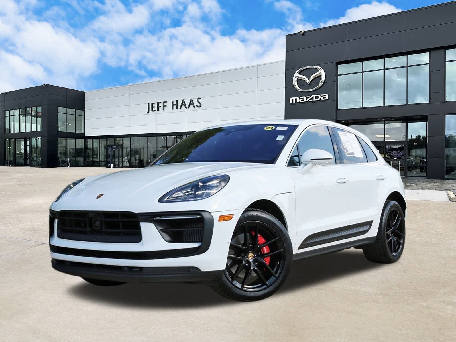 2022 Porsche Macan