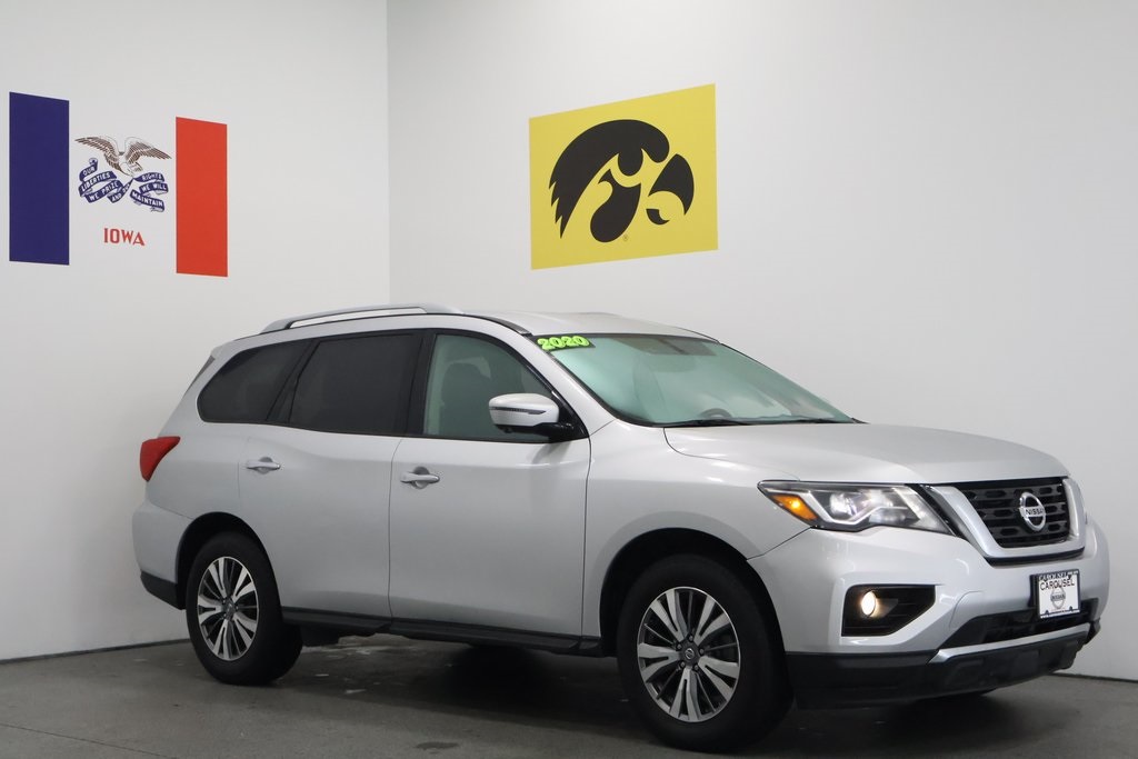 2020 Nissan Pathfinder SL