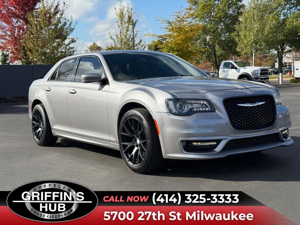 2018 Chrysler 300