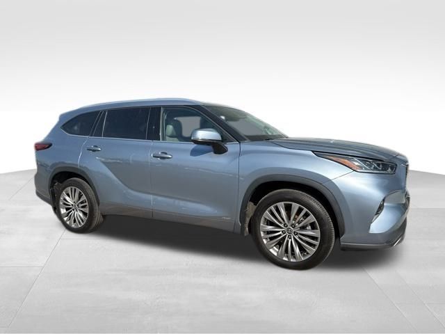 2022 Toyota Highlander