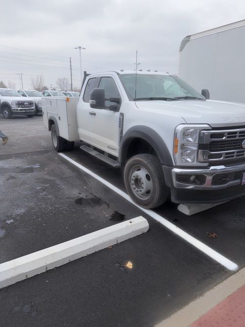 2023 Ford Super Duty F-450 DRW XL