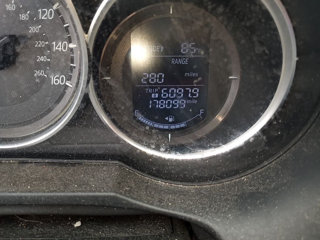 2016 Mazda MAZDA6 i Sport