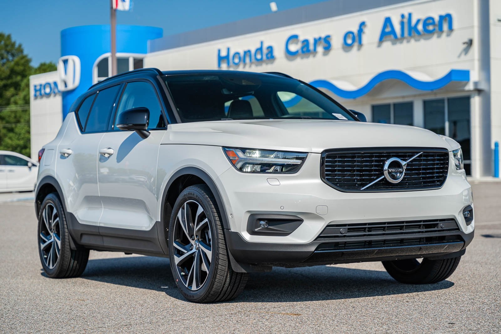 2021 Volvo XC40