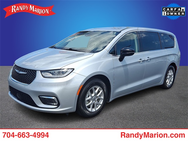 2024 Chrysler Pacifica