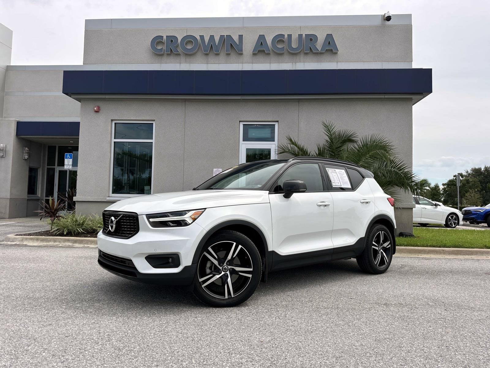 2022 Volvo XC40