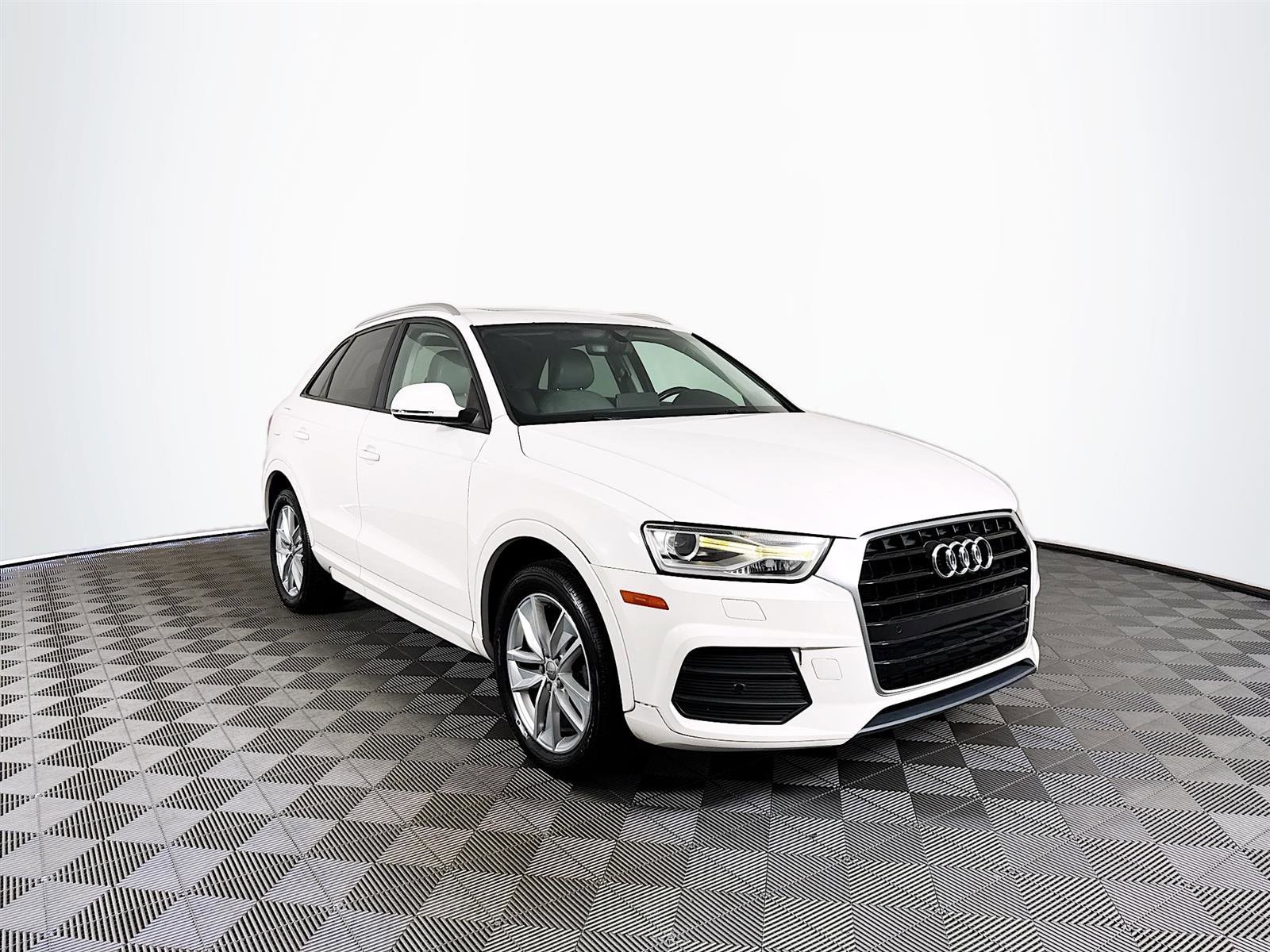 2017 Audi Q3