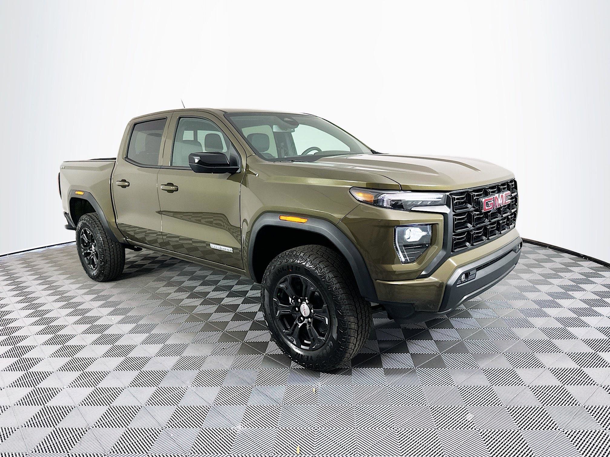 2023 GMC Canyon