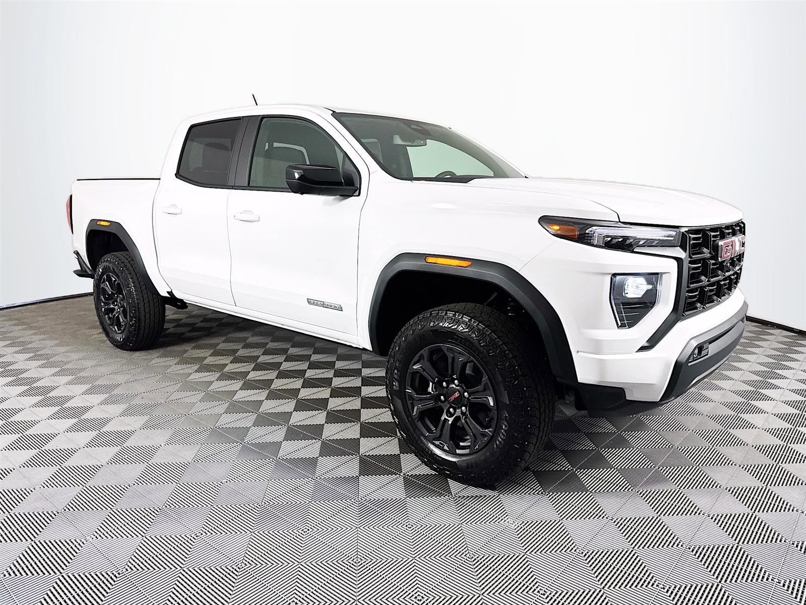 2025 GMC Canyon