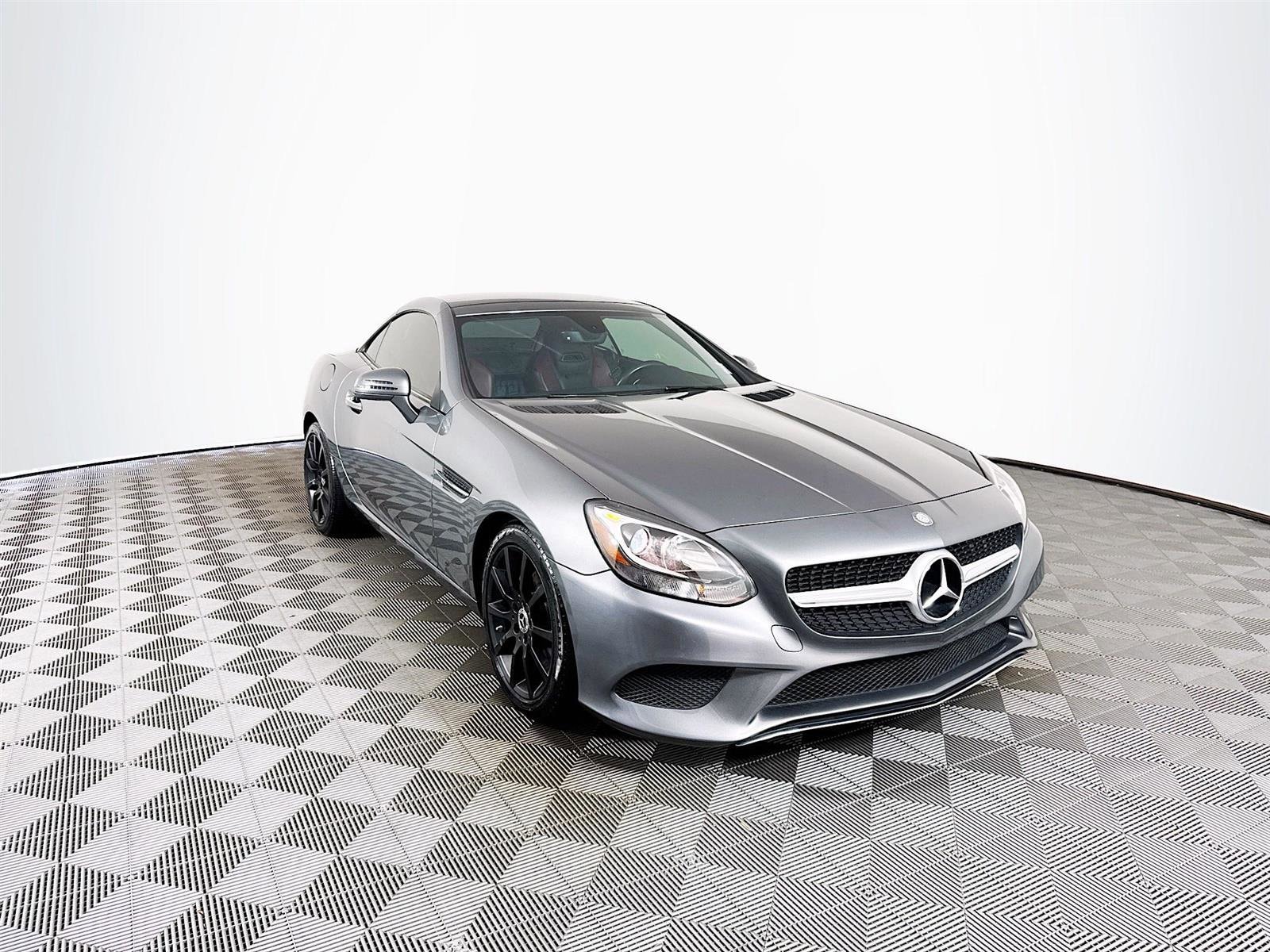 2017 Mercedes-Benz SLC