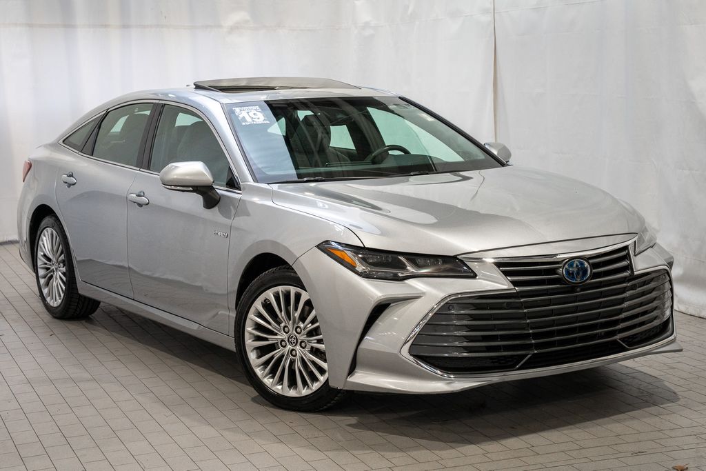 2019 Toyota Avalon Hybrid Limited