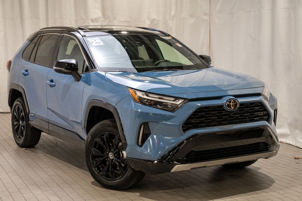 2025 Toyota RAV4 Hybrid XSE