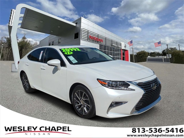 2017 Lexus ES