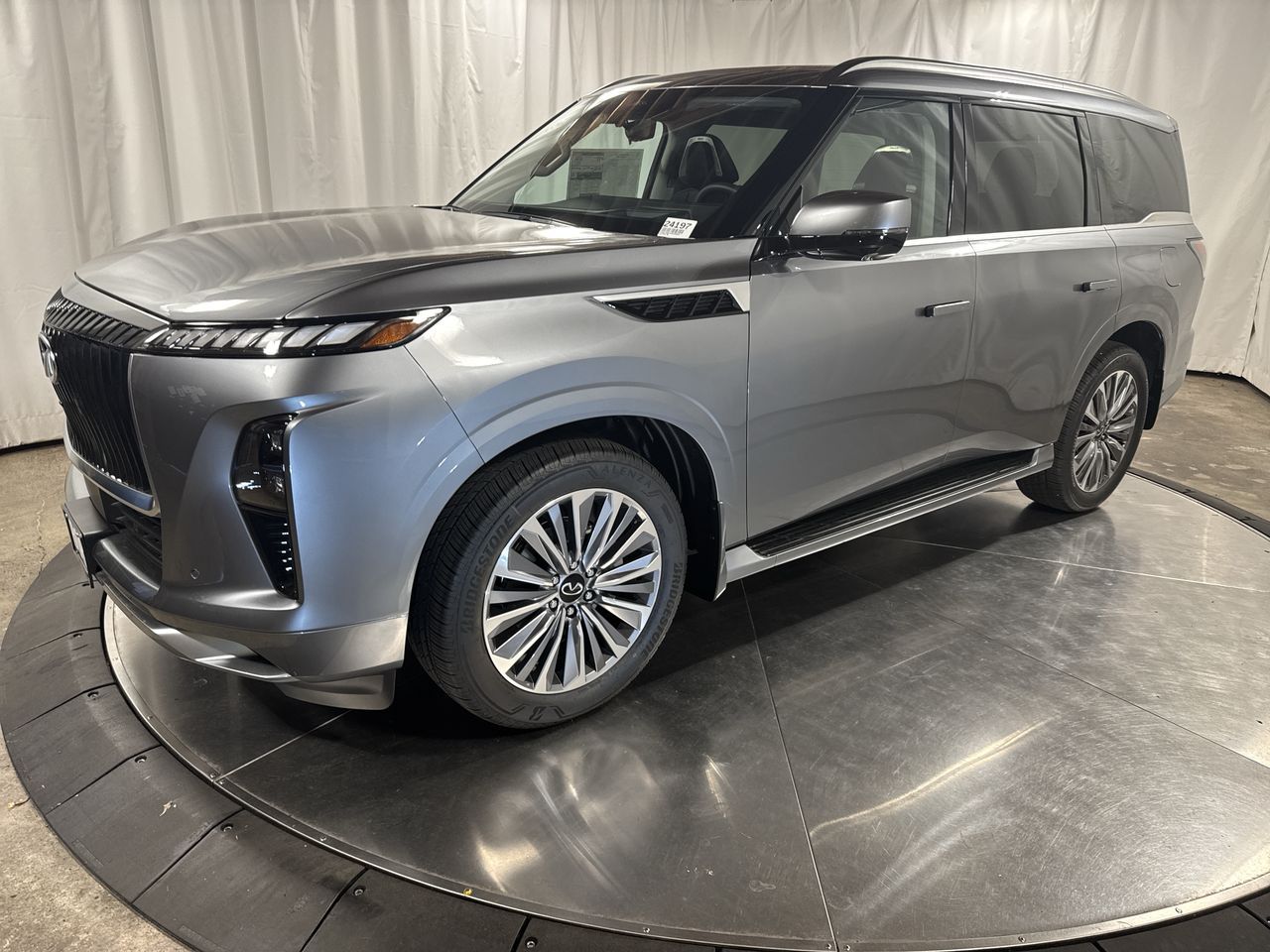 2025 Infiniti QX80