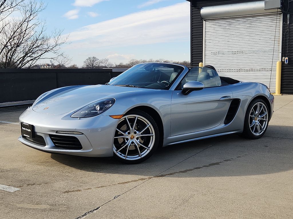 2021 Porsche 718 Boxster