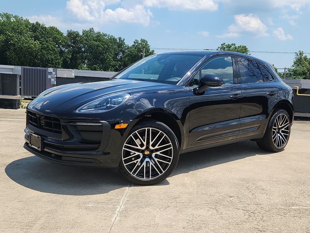 2025 Porsche Macan