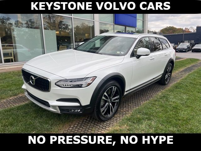 2019 Volvo V90 Cross Country