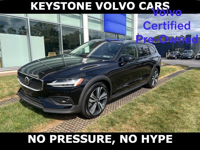 2024 Volvo V60 Cross Country