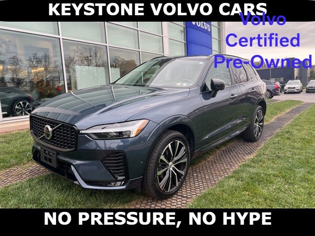 2023 Volvo XC60 B5 Ultimate Dark Theme