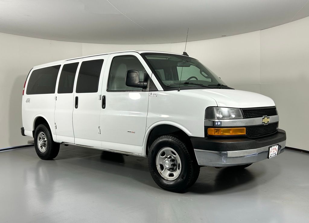 2018 Chevrolet Express Passenger
