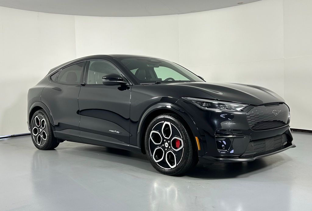 2022 Ford Mustang Mach-e
