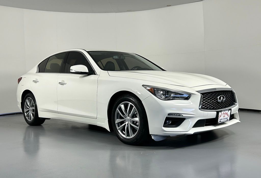 2021 Infiniti Q50