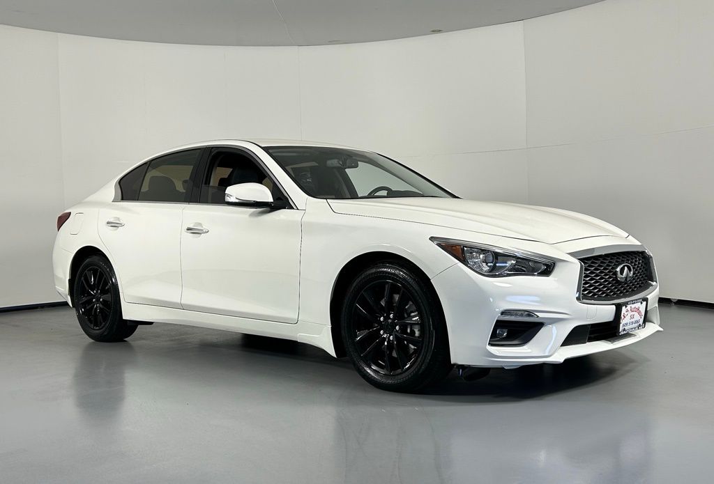 2021 Infiniti Q50