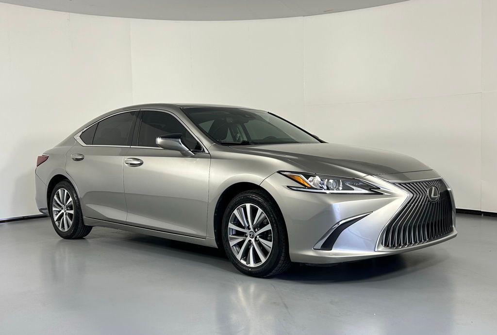 2020 Lexus ES