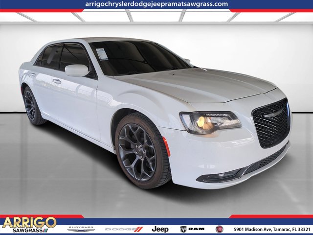 2020 Chrysler 300