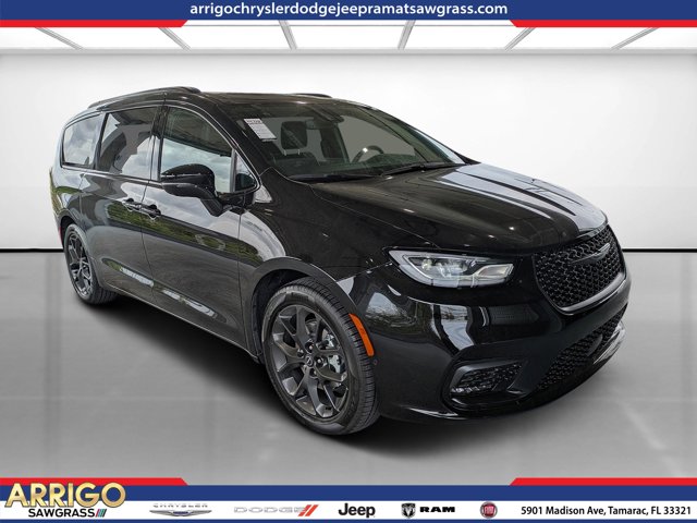 2025 Chrysler Pacifica