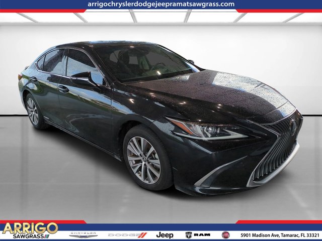 2021 Lexus ES
