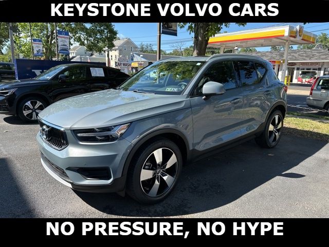 2020 Volvo XC40